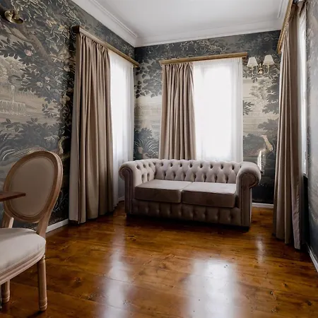 Bed and breakfast Victoria Mansion A Luxurious Neoclassical Experience