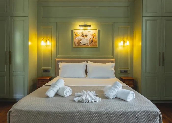 Victoria Mansion A Luxurious Neoclassical Experience 4*