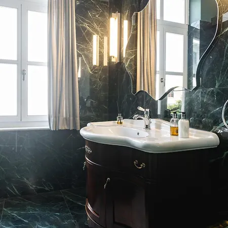 Victoria Mansion A Luxurious Neoclassical Experience 4* Родос