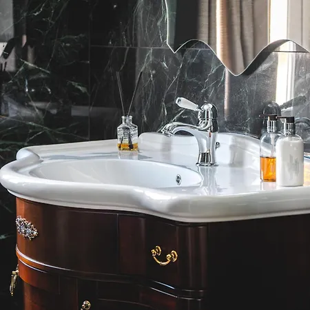 住宿加早餐酒店 Victoria Mansion A Luxurious Neoclassical Experience