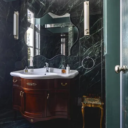 Victoria Mansion A Luxurious Neoclassical Experience 住宿加早餐酒店 Rhodes City