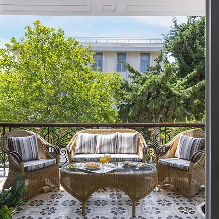 Victoria Mansion A Luxurious Neoclassical Experience Oda ve Kahvaltı Rhodes City