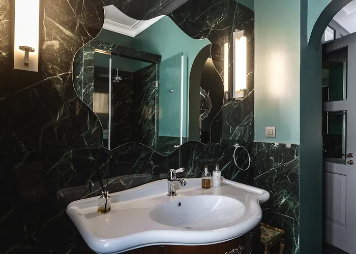 Victoria Mansion A Luxurious Neoclassical Experience Oda ve Kahvaltı