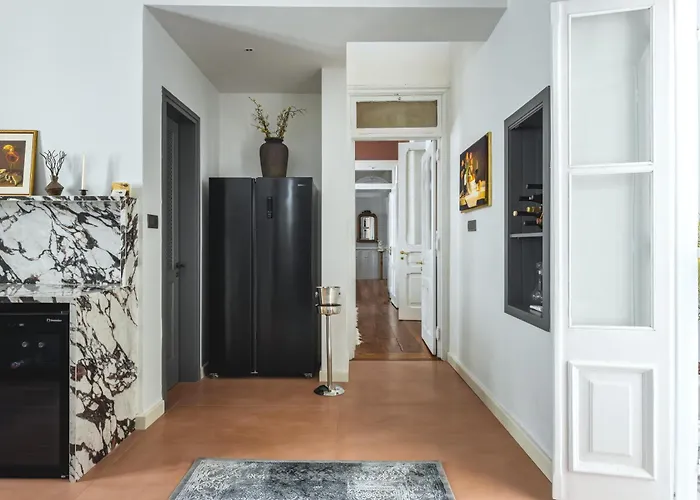 Victoria Mansion A Luxurious Neoclassical Experience