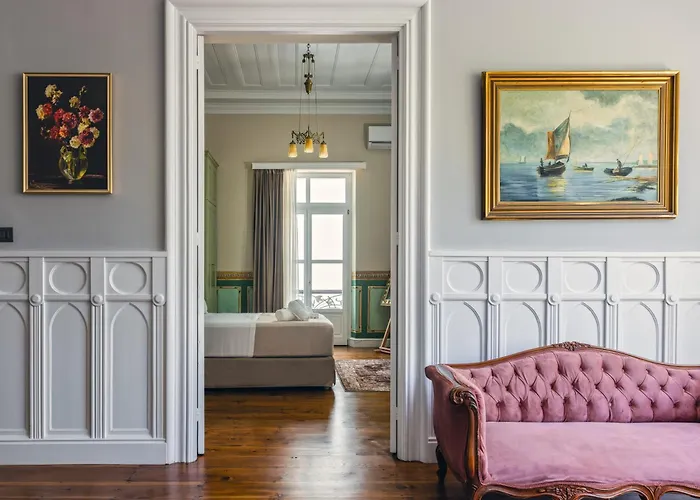 Bed & Breakfast Victoria Mansion A Luxurious Neoclassical Experience