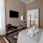 Bed & Breakfast Victoria Mansion A Luxurious Neoclassical Experience