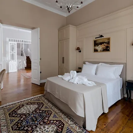 Victoria Mansion A Luxurious Neoclassical Experience