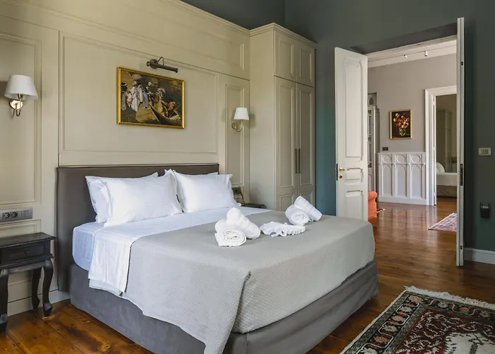 Victoria Mansion A Luxurious Neoclassical Experience 4*