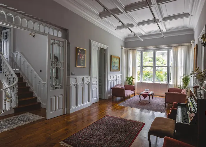 Victoria Mansion A Luxurious Neoclassical Experience 4*